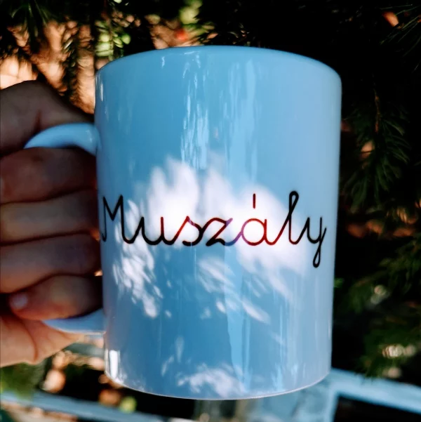 Muszály bögre