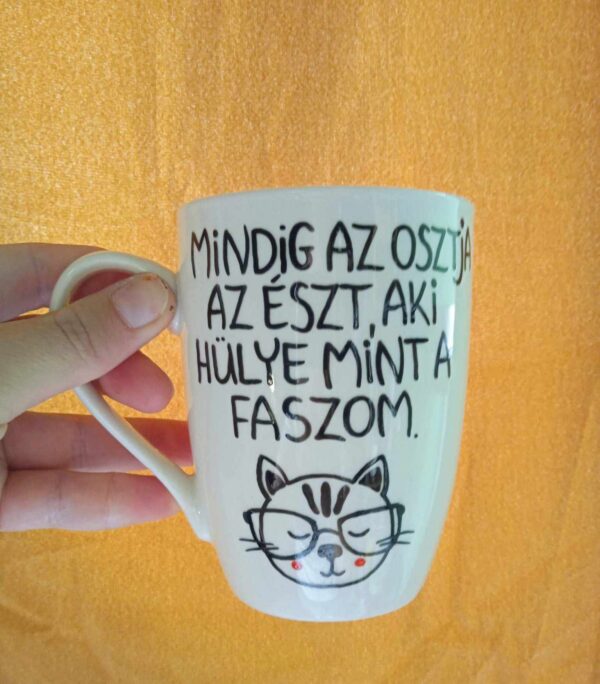 Mindig az osztja az észt, aki hülye mint a faszom. (Észosztó2)