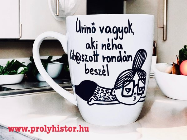 Úrinő bögrécske