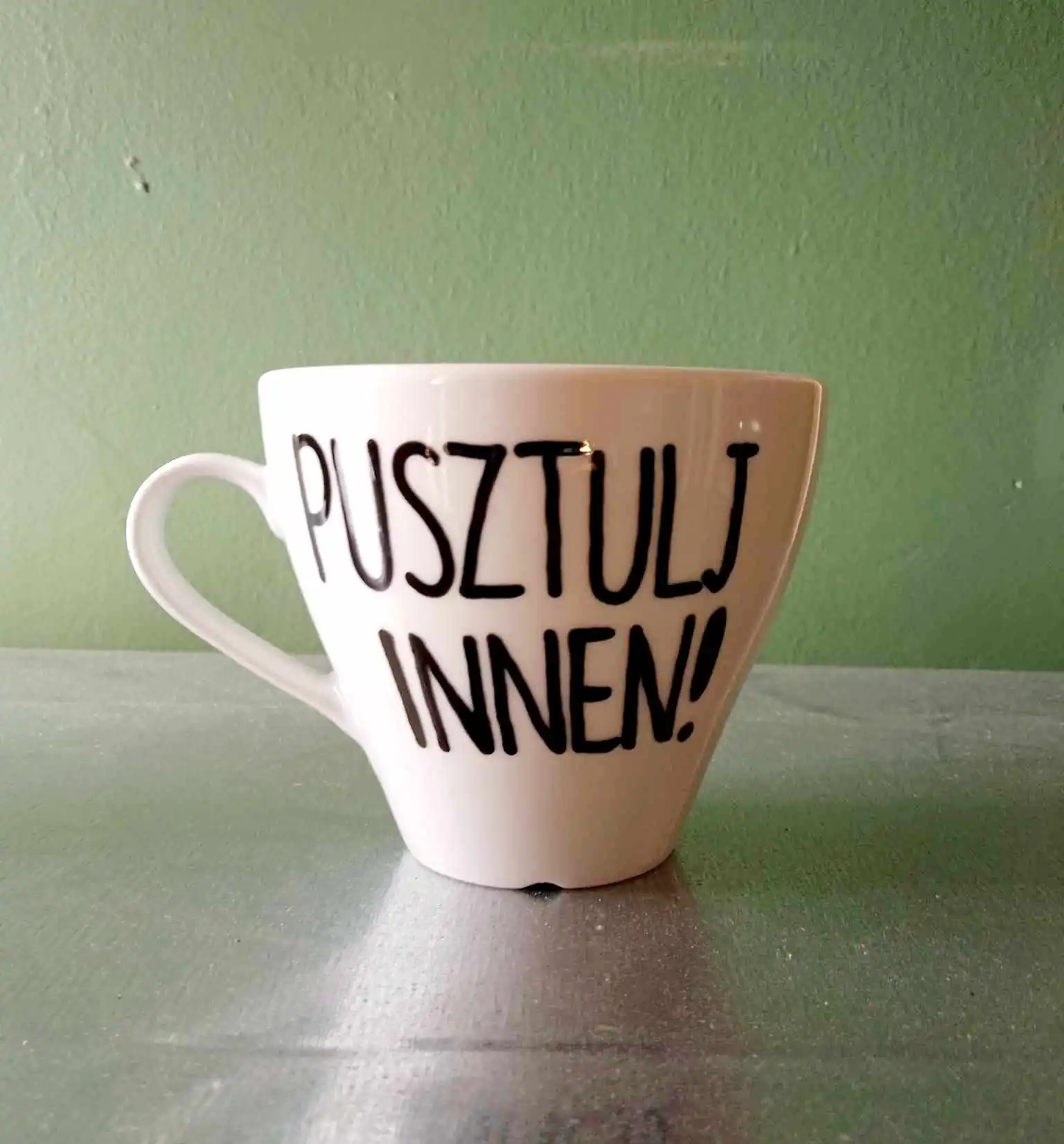 Pusztulj innen!- csésze